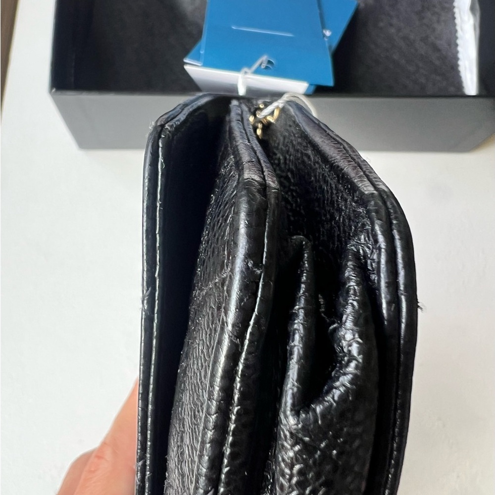 Chanel Wallet On Chain (WOC) Black Caviar Leather With Gold Hardware - Picture 4 of 16